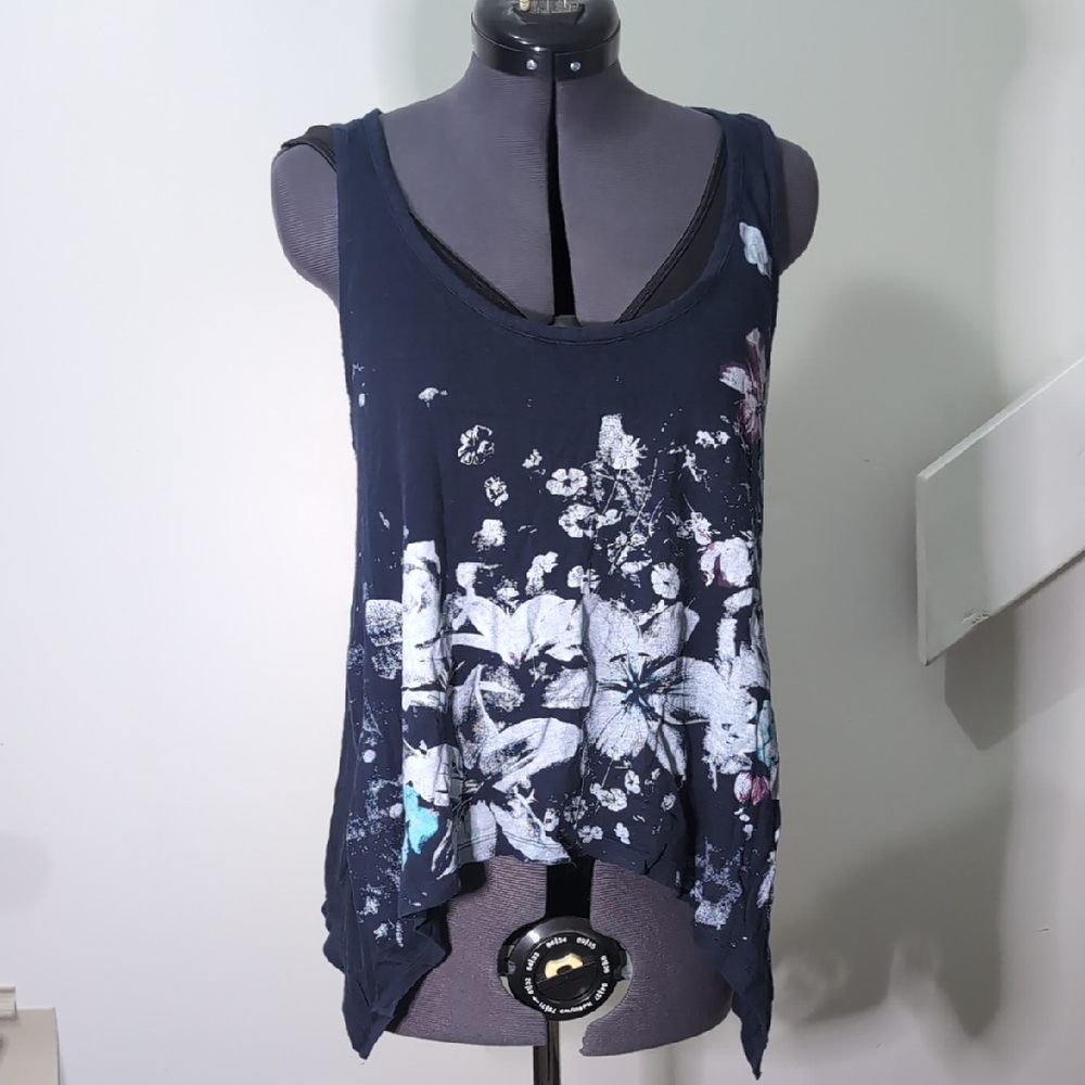 Mudd Asymmetrical Blue Floral Tank Top (Black Bra Underneath For Pictures Only)